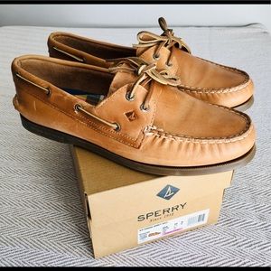 Womens size 10W Sperry Women's Authentic Original Boat Shoe in Sahara Leather